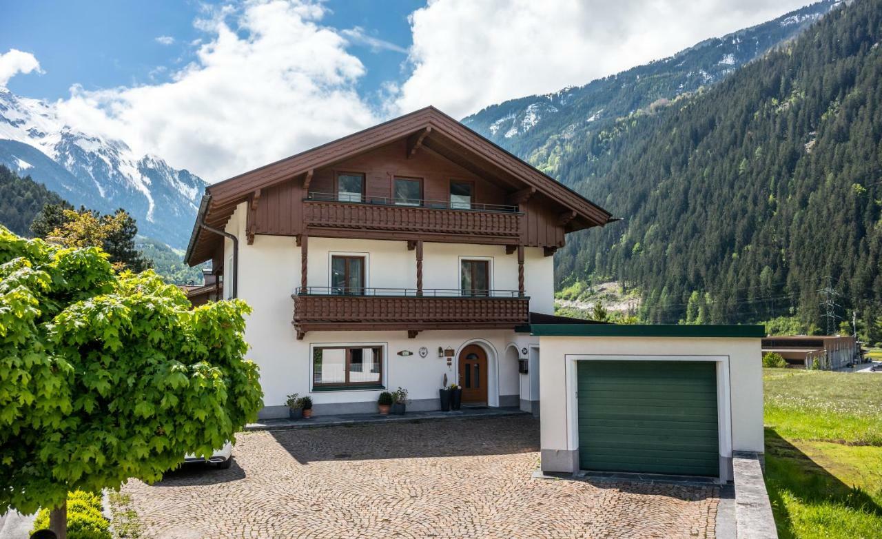 Landhaus Tyrol Mayrhofen Eksteriør billede
