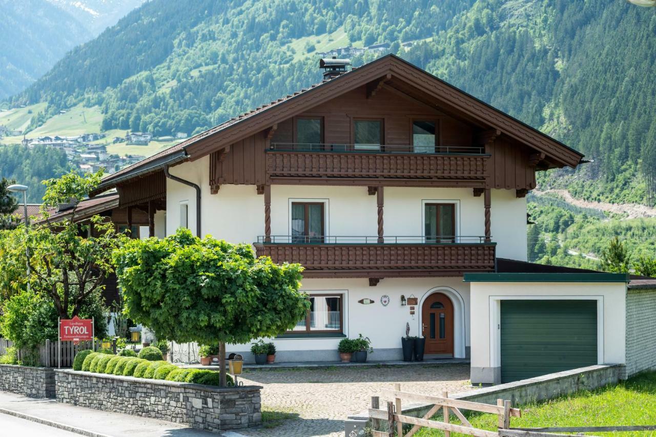Landhaus Tyrol Mayrhofen Eksteriør billede